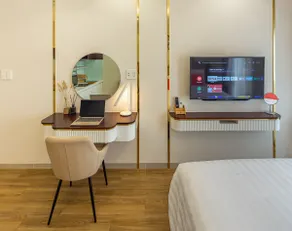 Cozy Apt with full serviced at Phu My Hung - Image 4