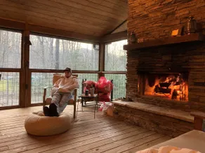 Cozy Appalachian Trail Cabin - Woody Gap & Blood Mountain in Suches, GA - Image 5