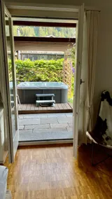 Swiss Paradise 2 - Apartment with garden and jacuzzi - Image 4