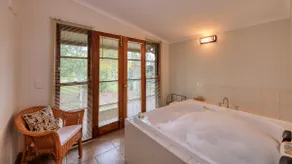 Drummond Cottage - 2 Bedroom with double spa bath - 2 night - Image 4