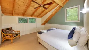 McNamara Cottage - Accommodates 8 - two night min - Image 5