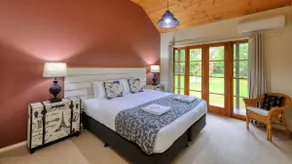 Ingram Cottage - 2 Bedroom with double spa bath - 2 night - Image 5