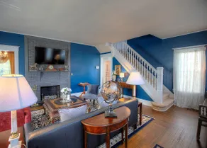 The Delancey: Historic, Stately, & Comfy Home - Image 5