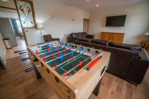 Spacious Keswick Centre 3 Bedroom 2 Bathroom Apartment - Image 5