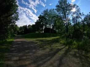 1/2 mile to EVL, Lake, HOT TUB, Pets welcome - Image 5