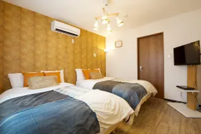 Conveniently located 6 minutes on foot from Euglena Mall and 10 minutes on foot from the ferry port, free WiFi, onsite parking - Image 4