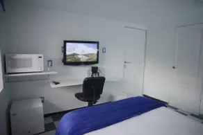 Suite 5 Bosques del Lago (Lake Forests), - Image 3
