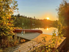 Large Lakefront Chalet with Indoor Pool - Image 4
