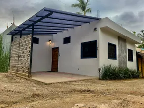 Villa Cocos, Modern Family Retreat, Cozy & Private just 3 Blocks from the Beach - Image 3