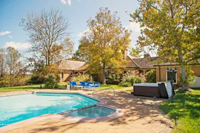 18-Personen-Haus mit Pool auf spektakulärem ländlichem Anwesen mit Tennisplätzen, Spa - Image 3