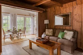 Cedar Cottage Retreat with Mountain View’s - Image 3