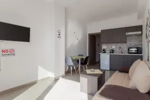 UnNik 4: Beachfront apartment at Makry Gialos. - Image 4
