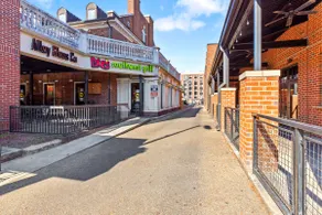 Unit 8- Downtown-Discounted No Parking Included - Image 5