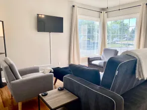 Lavish Luxury in a Lush Locale - No Cleaning Fee! - Image 4