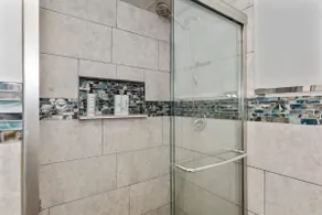 Riverview Green: Downtown Melbourne Apartment - Image 4
