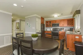 Kingsmill 3rd Floor Suite with a View - Sleeps 6 - Image 4