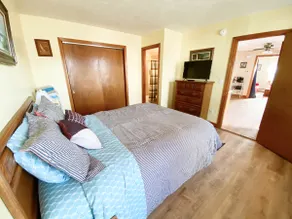 4 min Walk to Pier & Beach. Center of OOB FREE Pk - Image 4