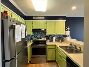 Ocean Isle Condo with Community Pool & Hot Tub! - Image 5