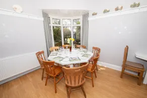 The Bungalow at Seaway's, Sleeps 11 + - Image 2