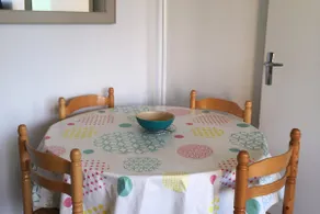 Cabourg—the perfect two-bedroom apartment for you! Close to the beach and downtown, sleeps 2 to 4 people. - Image 4