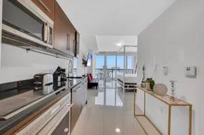 Penthouse Unit Icon W Brickell - Image 4