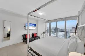 Penthouse Unit Icon W Brickell - Image 3