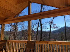 Beautiful serene spot for relaxation & convenience - Image 2