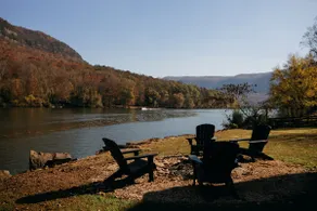 Riverfront Getaway with a View - Image 2