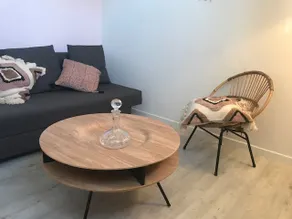 Large attic studio apartment near the station - Image 2
