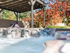 Spacious, Private Home Away From Home with Hot Tub - Image 5
