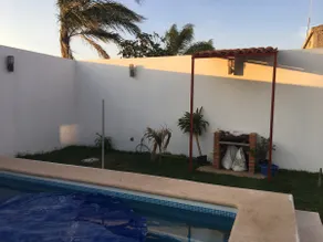 Country house, full of life, heated pool. - Image 3