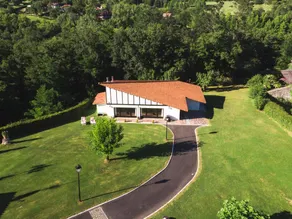 Luxury Villa in Hondarribia - Image 2