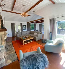 ”PINE Ridge VIEW” Private Large Deck Dogs ok Gated - Image 5