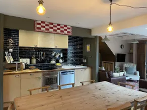 Starnash Farmhouse Holiday Home - Image 4