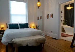 Elora Heritage House - Image 3
