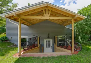 Park in the Woods Cozy and clean. Shared Hot Tub, pets, peaceful - Image 5