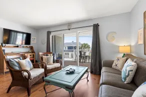 Laid Back By The Sea - Steps from the beach with amazing ocean views, Parking for 2 included, condo - Image 4