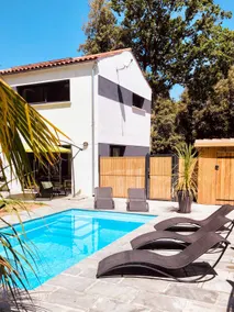 Nature Villa • Heated Pool • Terrace - Image 2