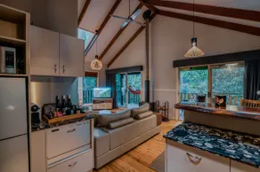 Rainforest Villa Escape in the Hinterland - Image 4