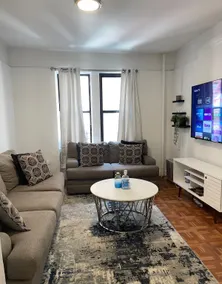 Large Luxury in the heart of Manhattan - Image 2