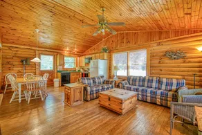 Cabin on Penmerryl Farm - (2-Night Minimum Stay) - Image 5