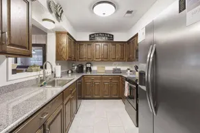 Gorgeous Luxury 3BR/2BA in Pointe Royale! - Image 5