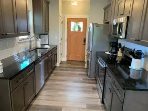 Our Family Lakeview Oasis - Image 4