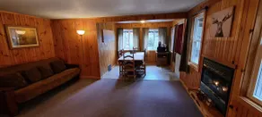 2 Bedroom Chalet with Fireplace - Image 4