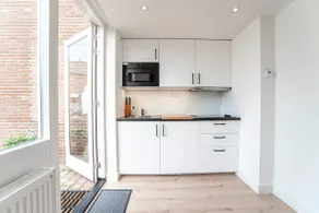 Happy Days Apartment - Luxurious - Free parking on own property - Image 4