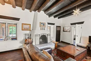 Taos Hacienda with Hot Tub - Image 5