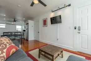 Harbor front apartment - Image 3