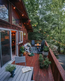 The Green Light Lodge- minutes to beach & skiing! - Image 4