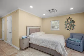 Lake Travis Studio near Volente - Image 4