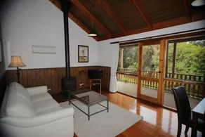 Daysy Hill Country Cottages - Rose Cottage - Image 2